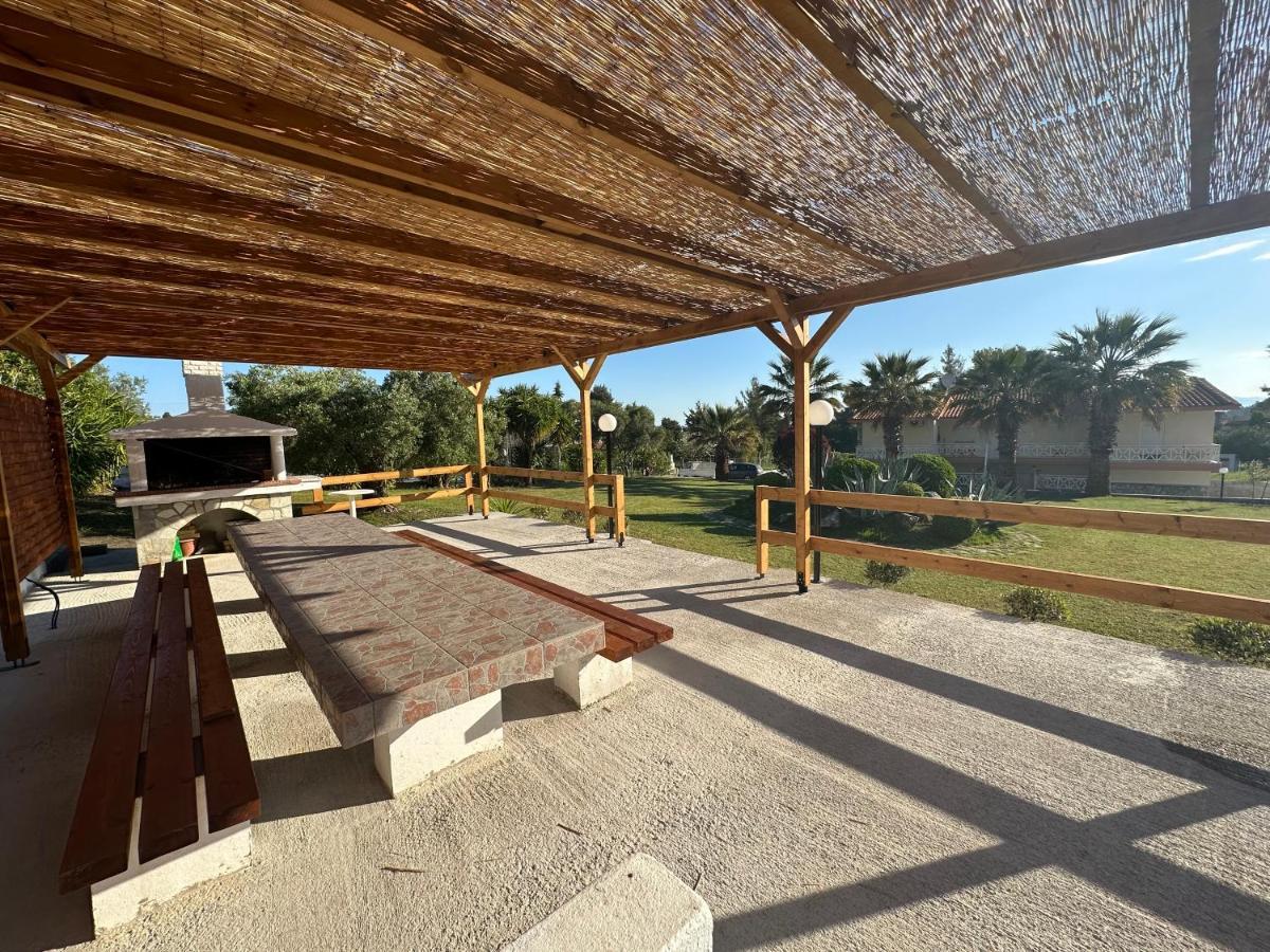Apartments 4 You Paliouri Luaran gambar