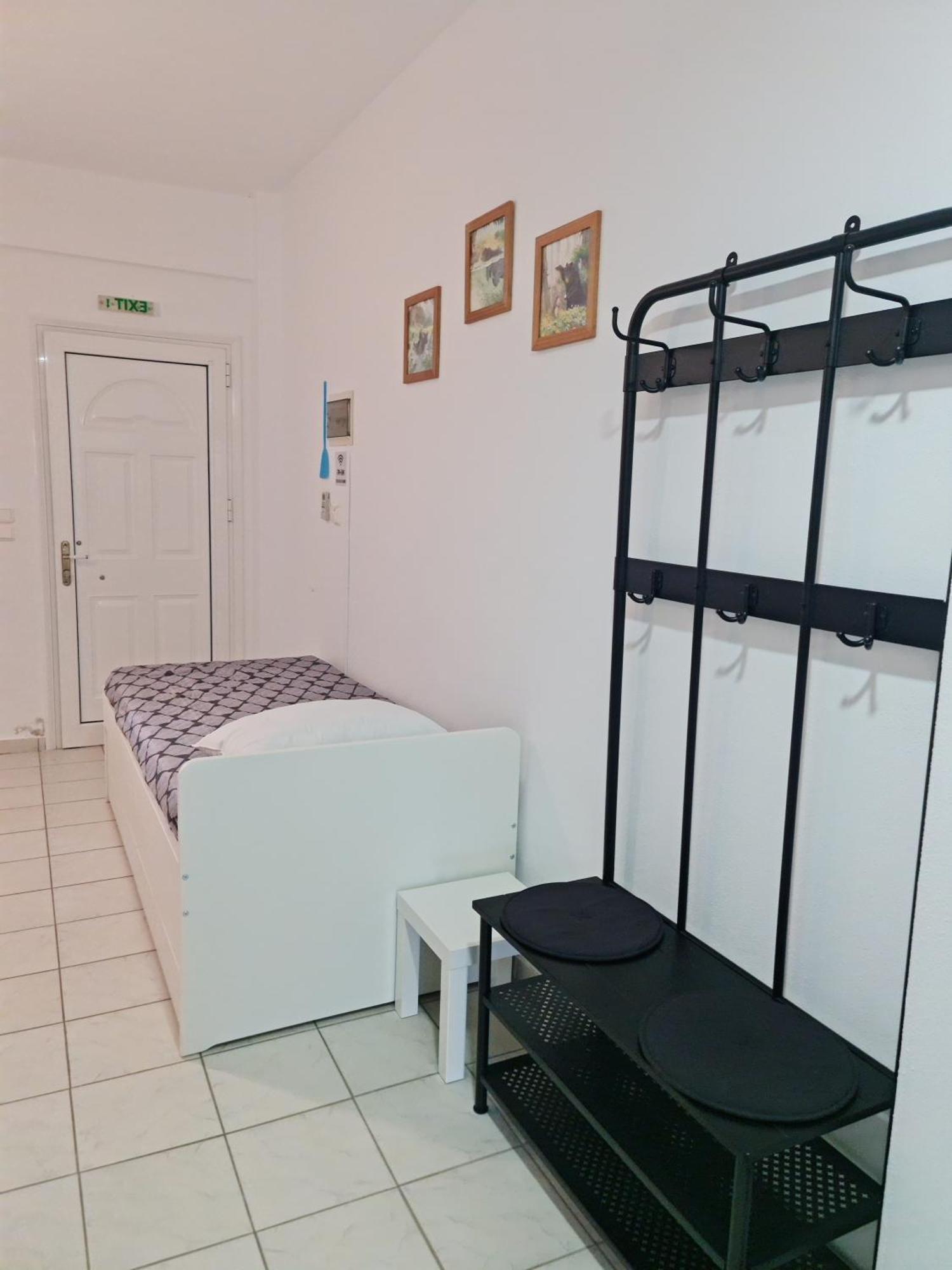 Apartments 4 You Paliouri Bilik gambar
