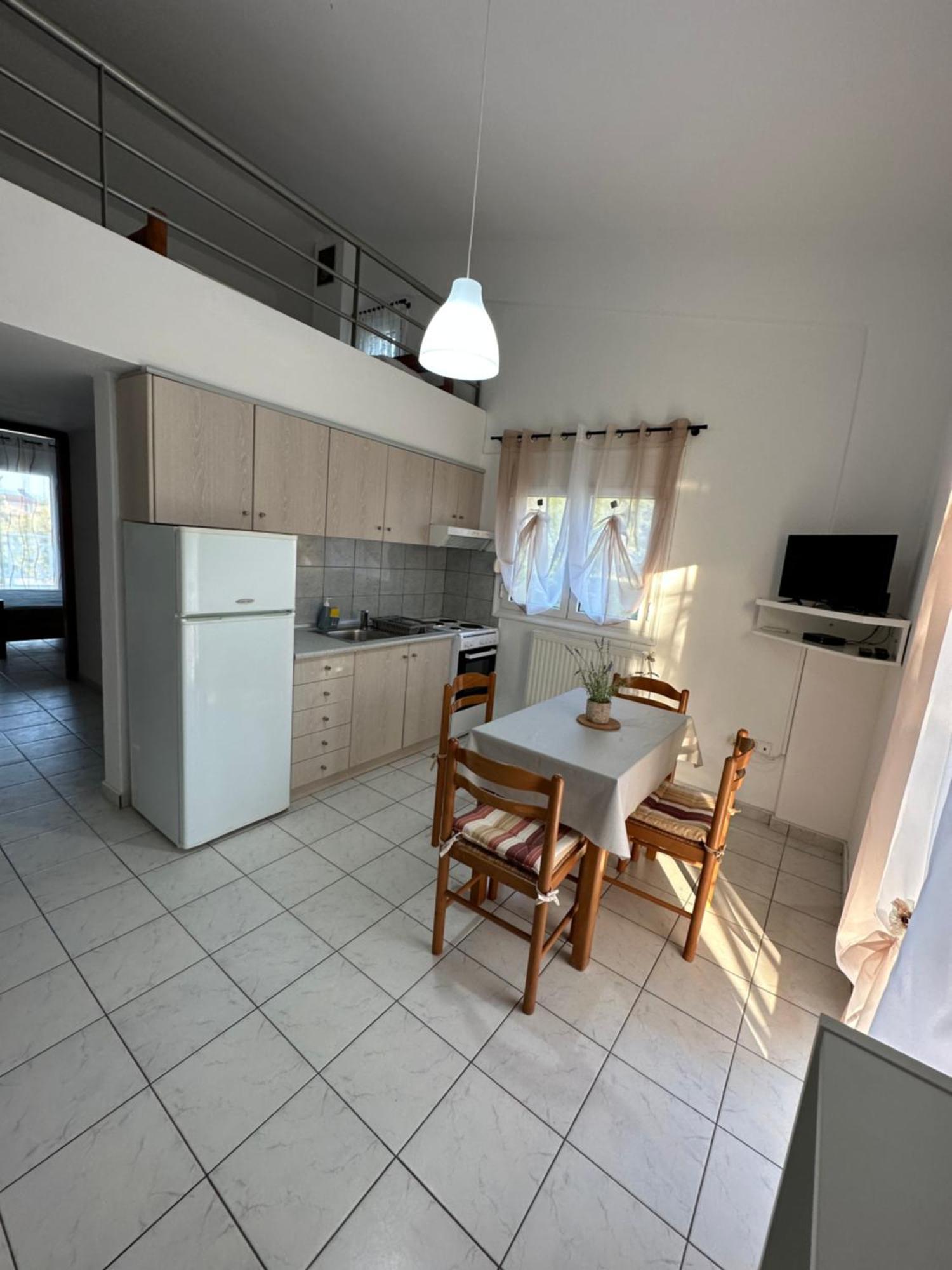 Apartments 4 You Paliouri Bilik gambar